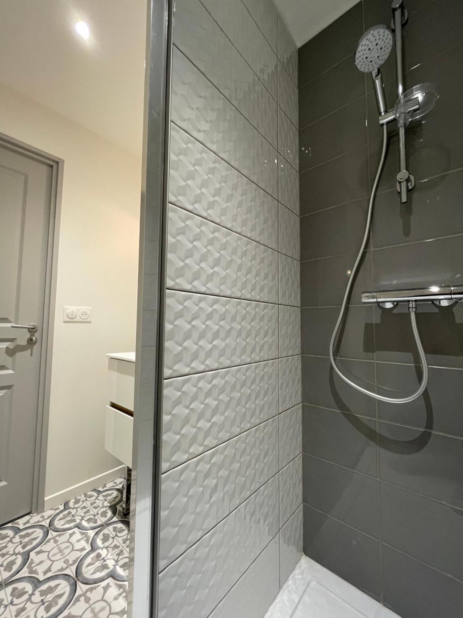 Studio Lumineux Avec Climatisation Pour 2 Personnes Бордо Екстер'єр фото